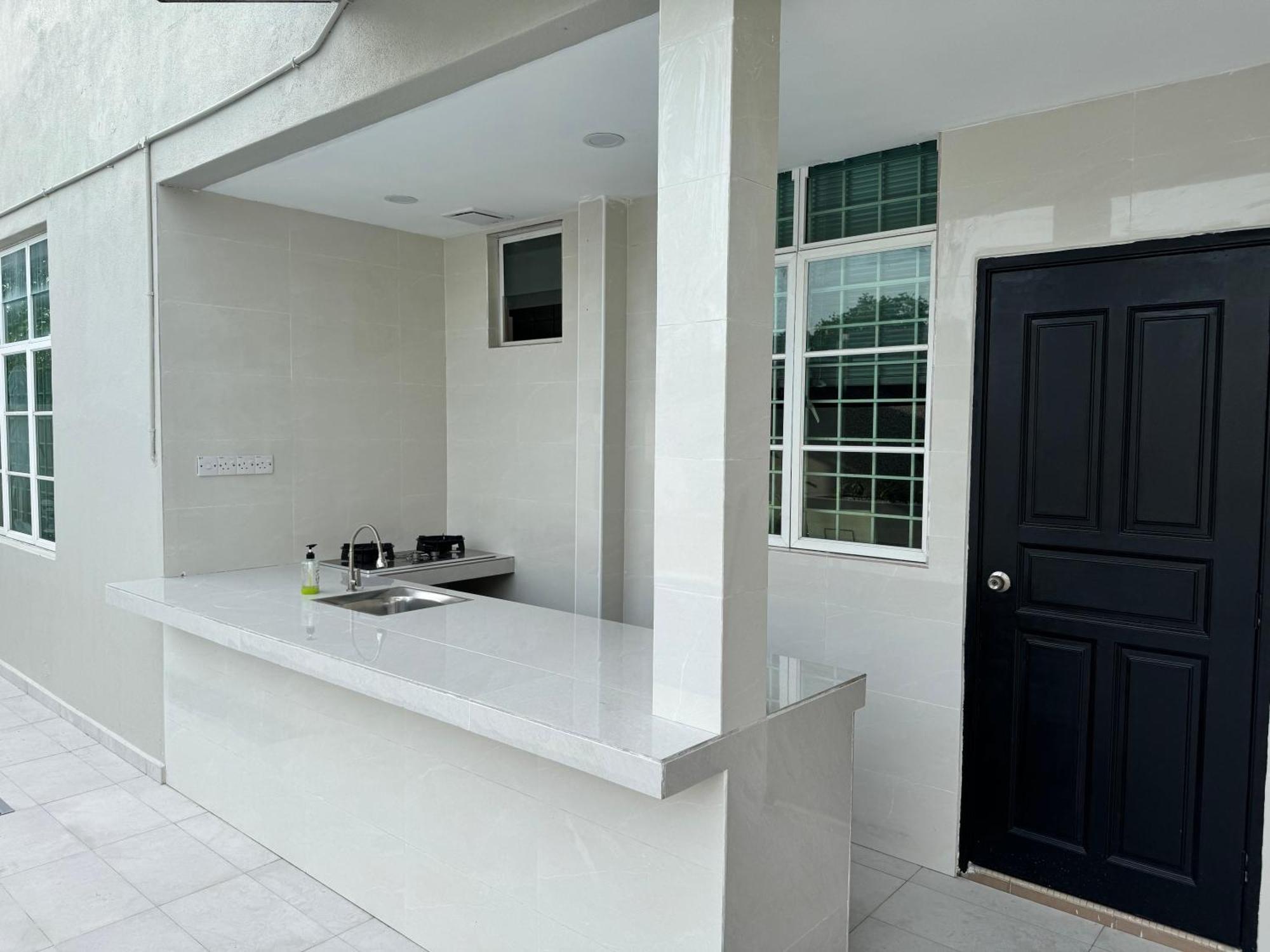 Homestay Melaka Executive ภายนอก รูปภาพ