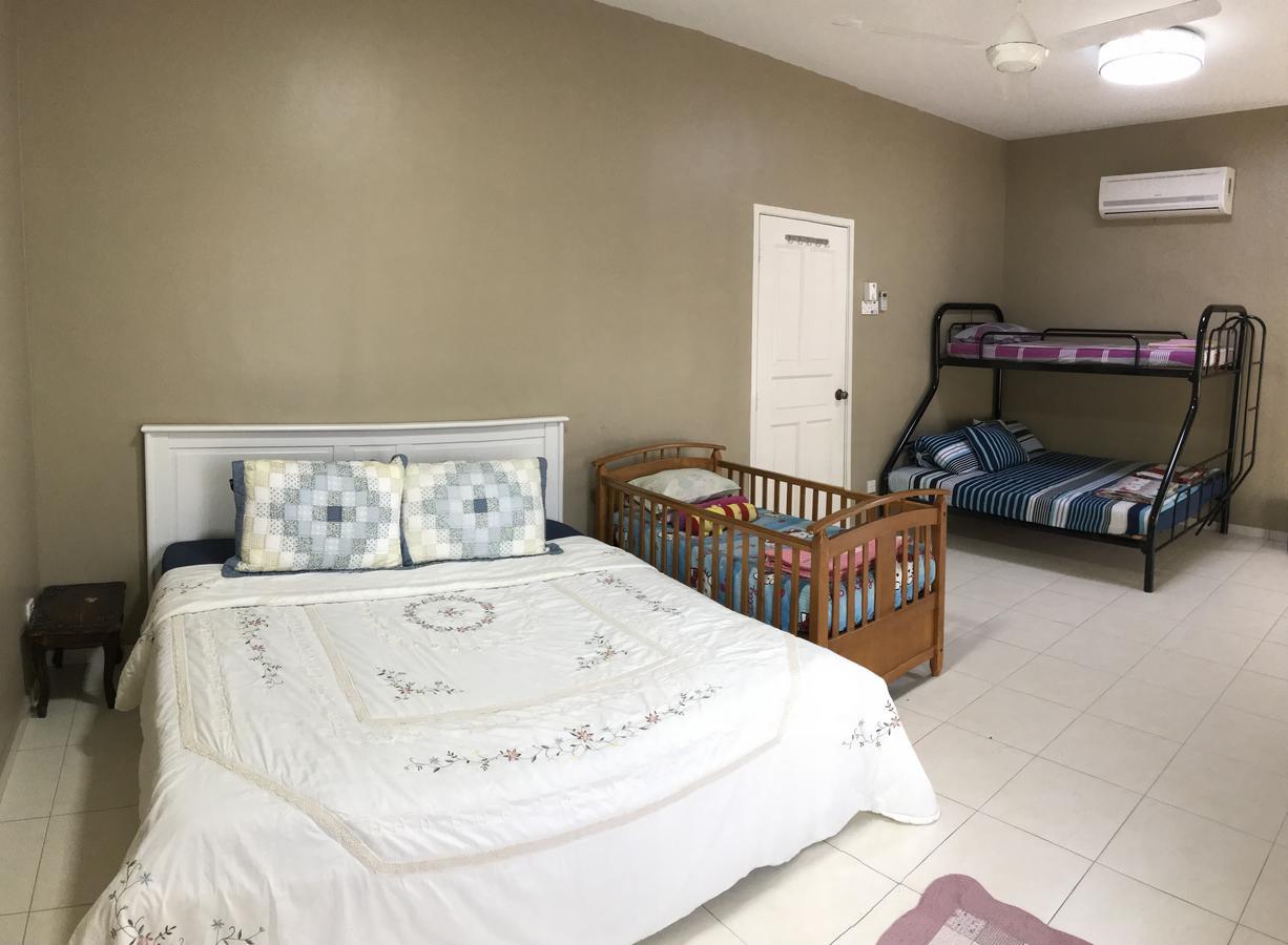 Homestay Melaka Executive ภายนอก รูปภาพ