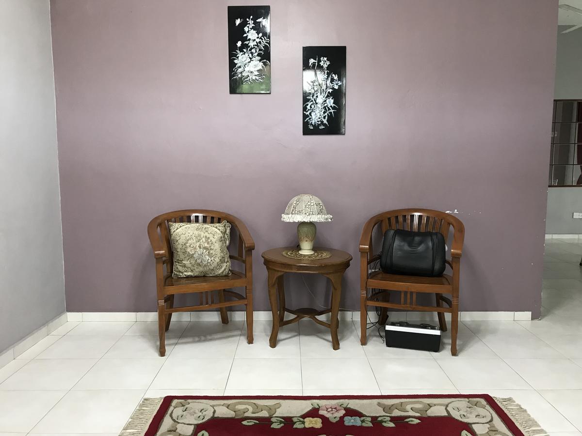 Homestay Melaka Executive ภายนอก รูปภาพ