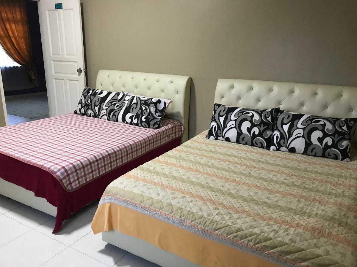 Homestay Melaka Executive ภายนอก รูปภาพ